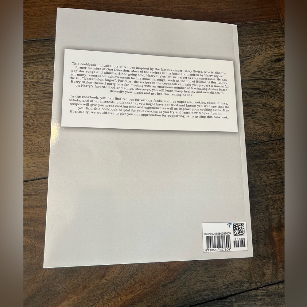 Harry Styles Cookbook - Picture 2 of 4